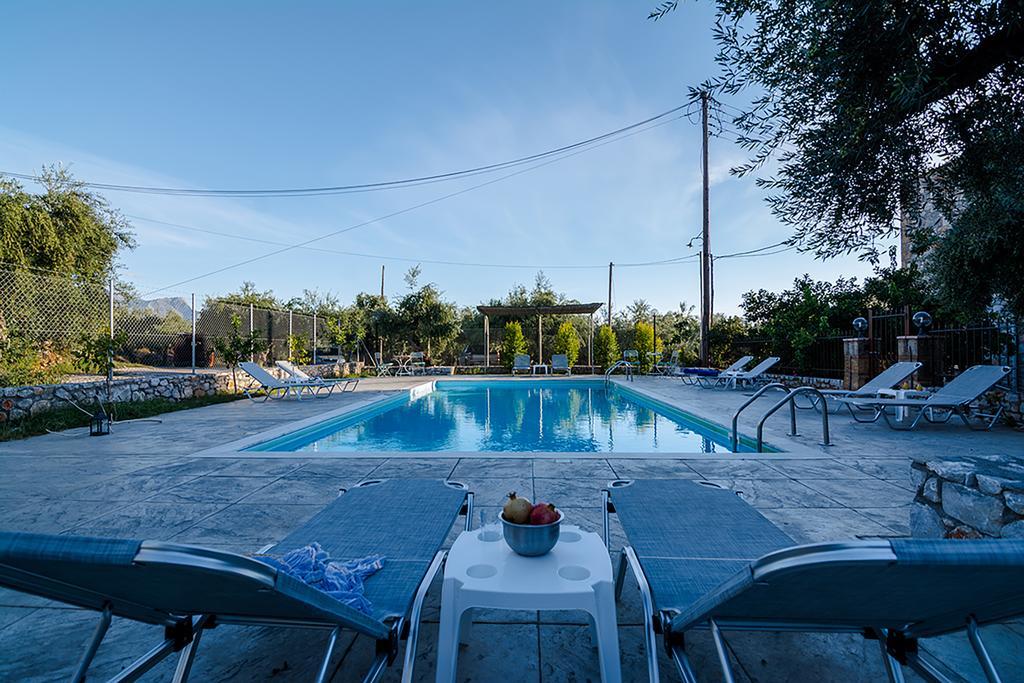 Io Villa Stoupa Bagian luar foto
