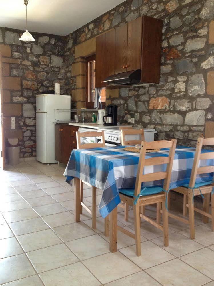 Io Villa Stoupa Bagian luar foto